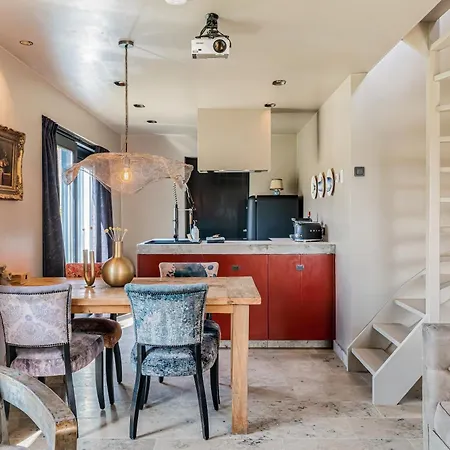 Luxury Private Near Amsterdam Cinema Holiday home Ilpendam