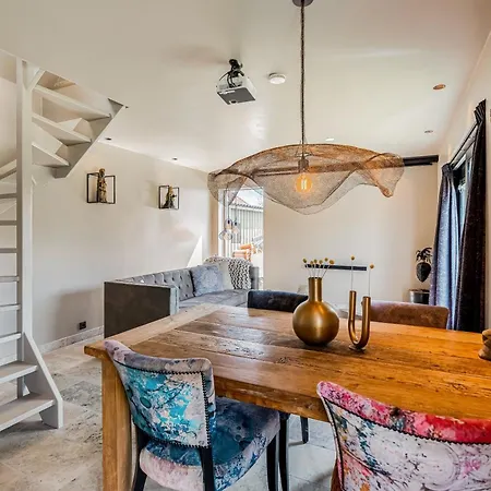 Luxury Private Near Amsterdam Cinema Ilpendam