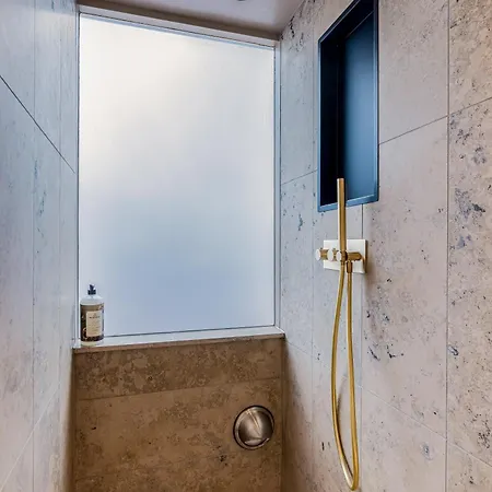 Luxury Private Near Amsterdam Cinema *